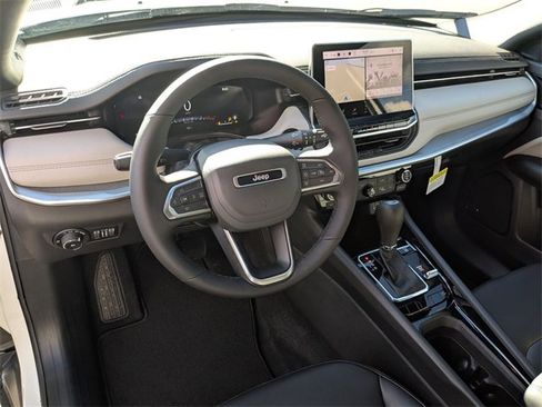 New 2026 Jeep Compass Limited image 15