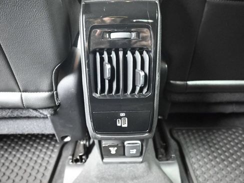 Used 2022 Jeep Compass Trailhawk w/ Trailhawk Convenience Group AWD/4WD image 25