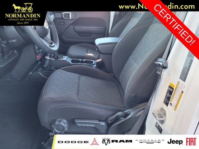 Certified 2026 Jeep Gladiator Mojave AWD/4WD image 16