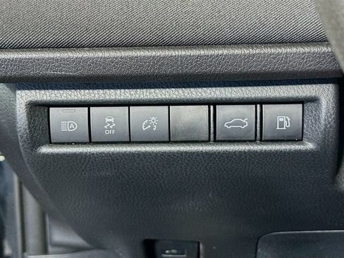 Certified 2025 Toyota Camry LE FWD image 11