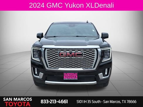 Used 2024 GMC Yukon XL Denali AWD/4WD image 2