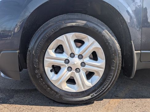 Used 2015 Chevrolet Traverse LS FWD image 10