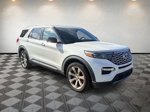 Used 2020 Ford Explorer Platinum w/ Premium Technology Package AWD/4WD image 3