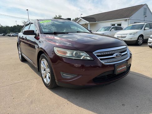 Used 2011 Ford Taurus SEL w/ 201A Rapid Spec Order Code FWD image 2