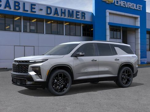 New 2026 Chevrolet Traverse RS w/ LPO, Floor Liner Package image 2