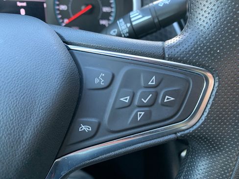 Used 2023 Chevrolet Malibu LT image 28