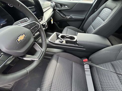New 2026 Chevrolet Equinox LT FWD image 10
