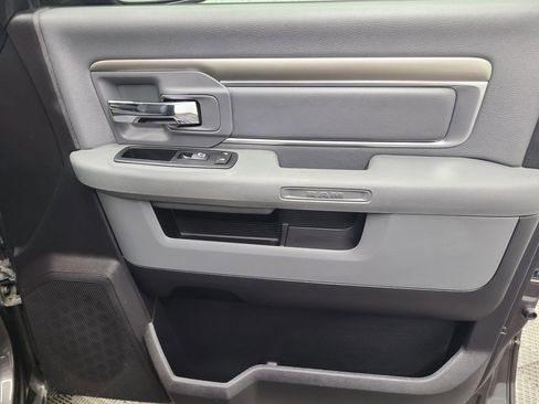 Used 2016 RAM 1500 Big Horn image 40