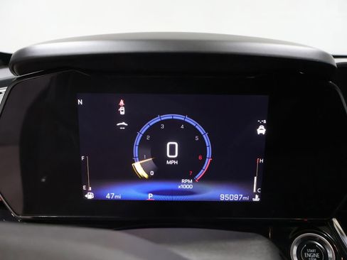 Used 2024 Chevrolet Trax RS w/ Driver Confidence Package image 39