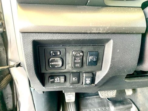 Used 2021 Toyota Tundra SR5 RWD image 31