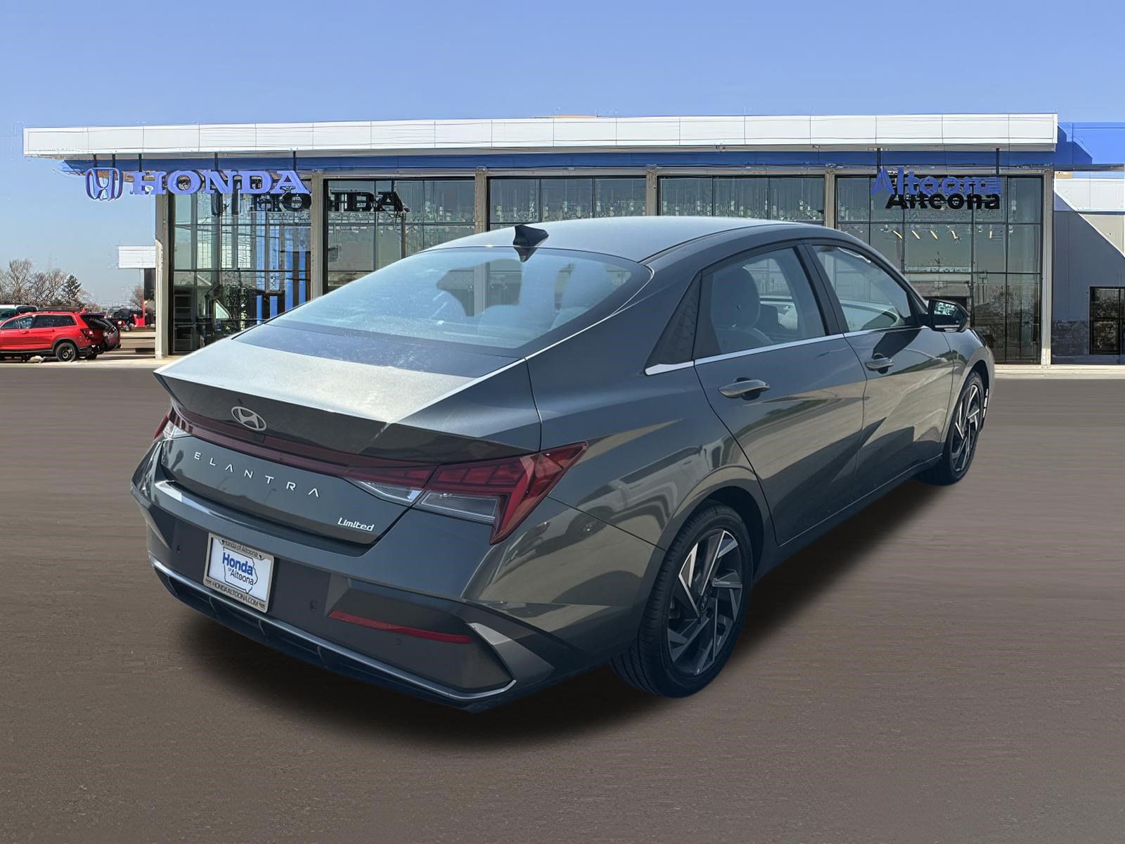 Used 2024 Hyundai Elantra Limited FWD image 4