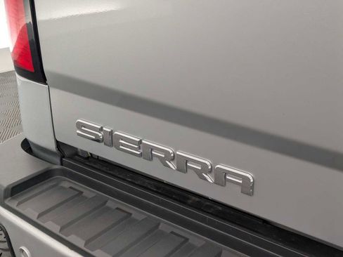 Used 2019 GMC Sierra 2500 Denali AWD/4WD image 15