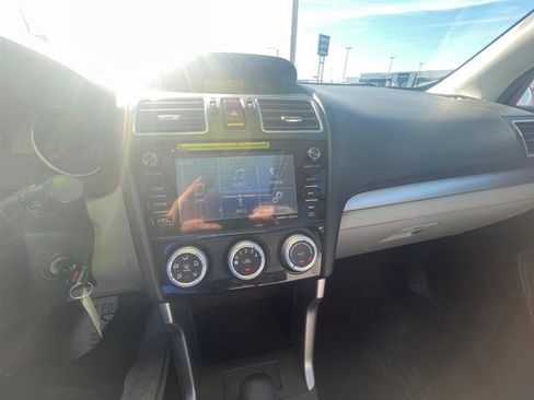 Used 2016 Subaru Forester 2.5i Premium image 15