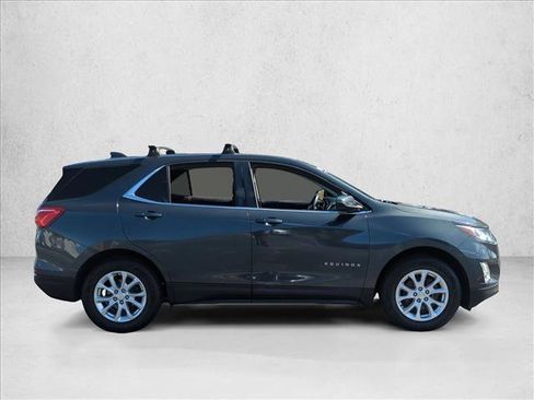 Used 2018 Chevrolet Equinox LT image 4
