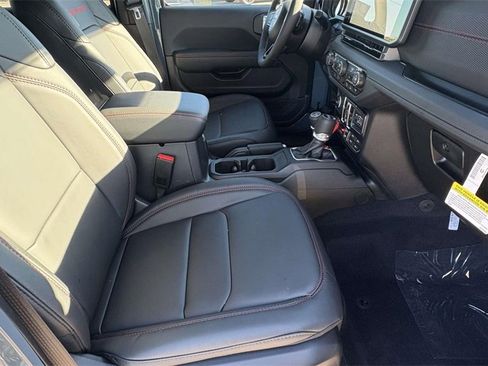 New 2026 Jeep Wrangler Unlimited Rubicon image 13