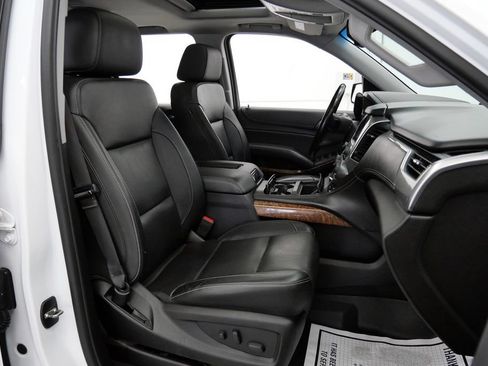 Used 2019 Chevrolet Tahoe Premier w/ RST 6.2L Performance Edition AWD/4WD image 15