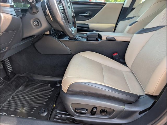 Used 2021 Lexus ES 350 w/ Premium Package FWD image 9