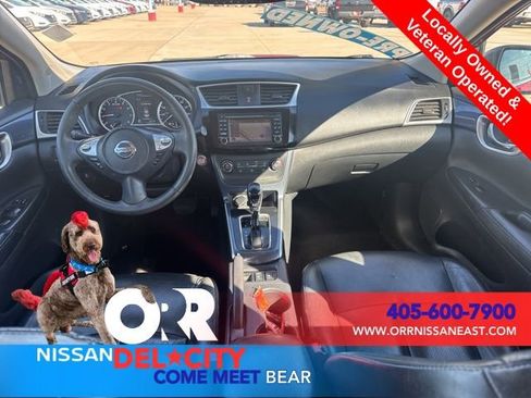 Used 2017 Nissan Sentra SR w/ SR Premium Technology Package image 12