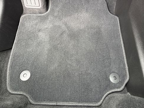 Used 2026 GMC Terrain Elevation w/ Elevation Premium Package image 18