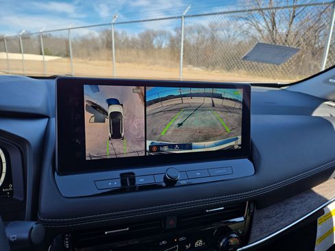 New 2026 Nissan Rogue Platinum w/ Tech Package image 26