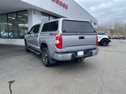 Used 2016 Toyota Tundra SR5 w/ TRD Off Road Package AWD/4WD image 8
