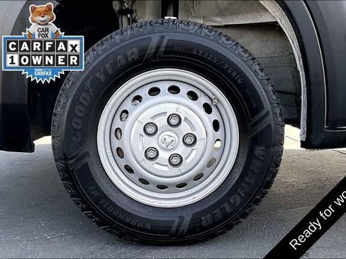 Used 2025 RAM ProMaster 2500 w/ Convenience Group FWD image 7