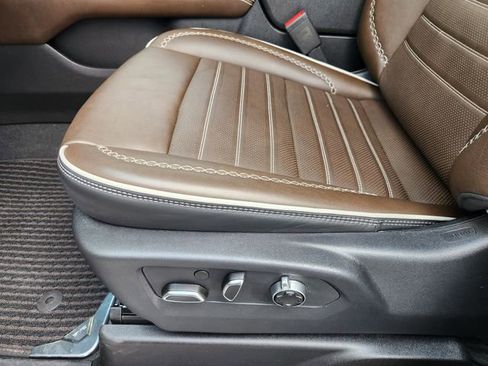 Used 2025 GMC Yukon Denali Ultimate image 21