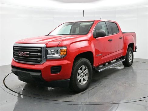 Used 2016 GMC Canyon 2WD Crew Cab w/ Convenience Package image 3