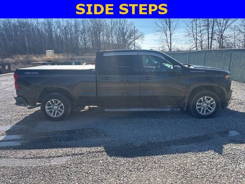 Used 2019 Chevrolet Silverado 1500 RST image 2