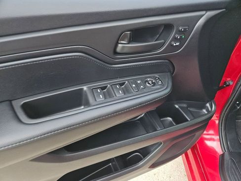 Used 2025 Honda Odyssey Sport-L image 15