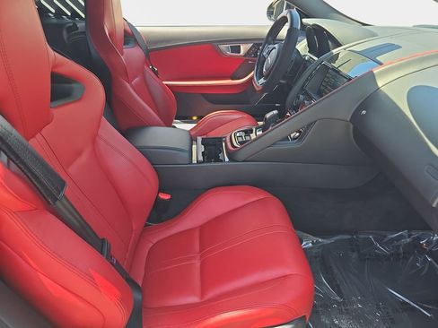 Used 2016 Jaguar F-TYPE Coupe RWD image 12