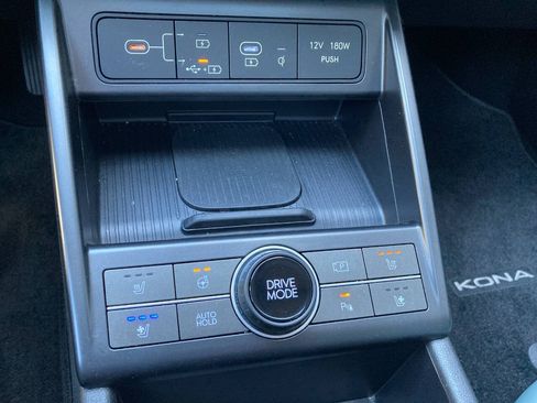 Used 2024 Hyundai Kona Limited FWD image 14