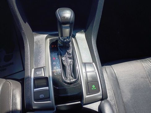 Used 2016 Honda Civic Touring image 18