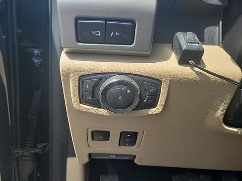 Used 2021 Ford F350 Lariat w/ Lariat Ultimate Package AWD/4WD image 46