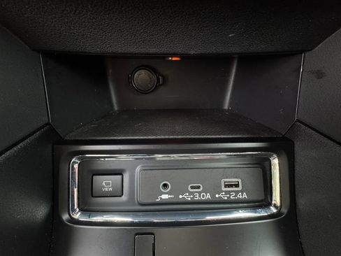 Certified 2024 Subaru Ascent Limited w/ Technology Package AWD/4WD image 27