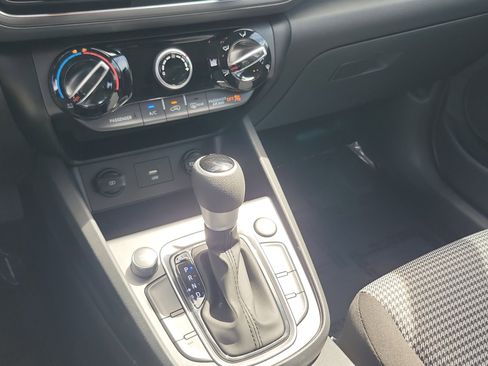 Certified 2023 Hyundai Kona SE image 16