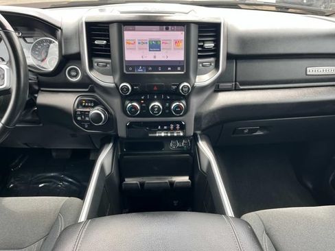 Used 2022 RAM 1500 Big Horn AWD/4WD image 18