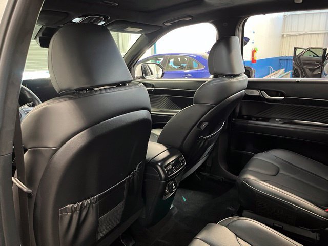 Used 2025 Hyundai Palisade Calligraphy AWD/4WD image 18