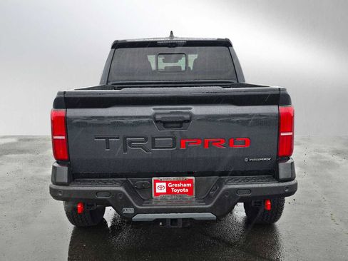 Certified 2025 Toyota Tacoma TRD Pro AWD/4WD image 5