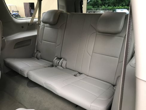 Used 2018 GMC Yukon XL Denali w/ Denali Ultimate Package AWD/4WD image 32