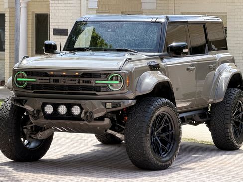 Used 2026 Ford Bronco Raptor AWD/4WD image 32