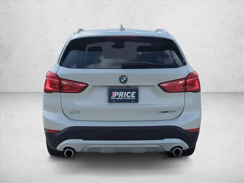 Used 2021 BMW X1 xDrive28i w/ Convenience Package AWD/4WD image 6