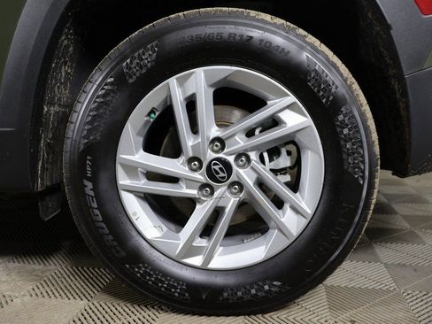 Certified 2025 Hyundai Tucson SE image 17