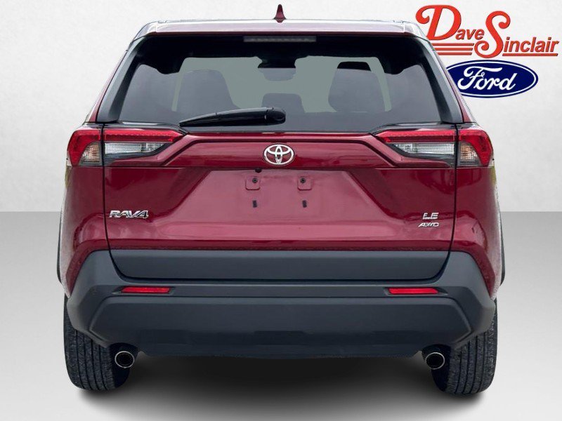 Used 2025 Toyota RAV4 LE AWD/4WD image 8