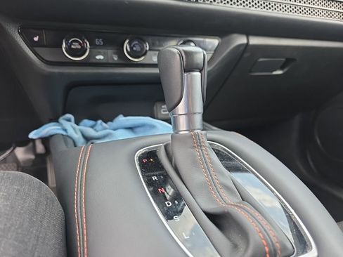 Used 2024 Honda HR-V Sport image 17