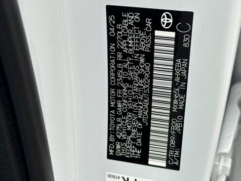 Certified 2025 Toyota Prius LE image 35