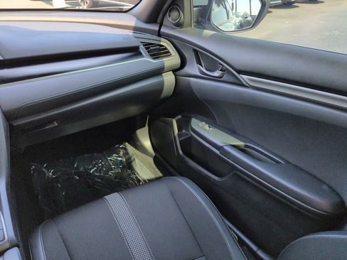 Used 2021 Honda Civic Sport image 15