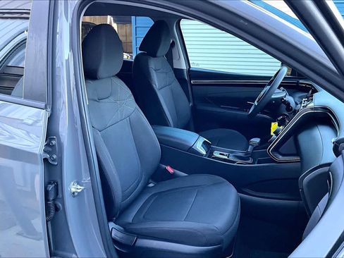 Used 2024 Hyundai Tucson SE image 9