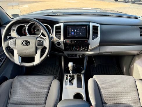 Used 2013 Toyota Tacoma 4x4 Access Cab V6 w/ TRD Off-Road Pkg image 11