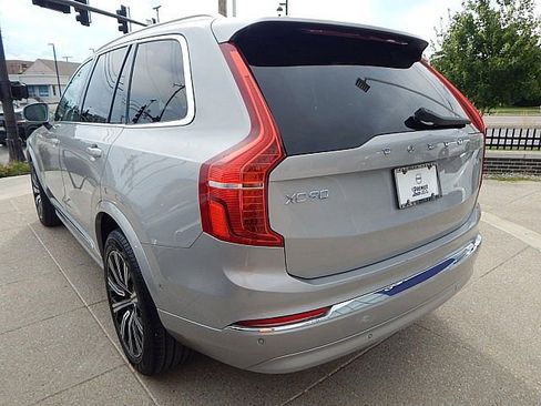 Certified 2025 Volvo XC90 B6 Plus image 10